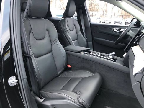 Used 2026 Volvo XC60 B5 Ultra w/ Protection Package Premier AWD/4WD image 27