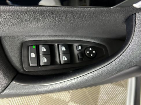 Used 2019 BMW X1 xDrive28i w/ Convenience Package AWD/4WD image 16
