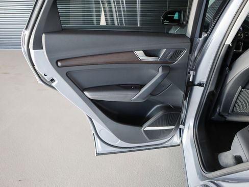 Used 2023 Audi Q5 2.0T Premium Plus w/ Premium Plus Package image 29