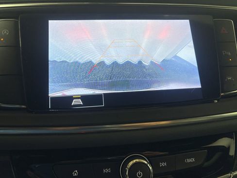 Used 2024 Buick Enclave Essence w/ Sport Touring Edition FWD image 15