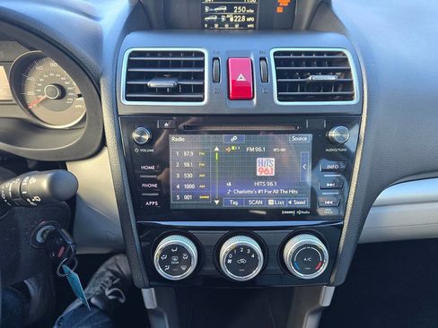 Used 2016 Subaru Forester 2.5i Premium image 25