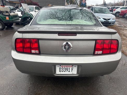 Used 2008 Ford Mustang Coupe image 6