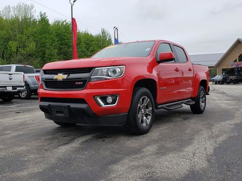 Used 2019 Chevrolet Colorado Z71 AWD/4WD image 3
