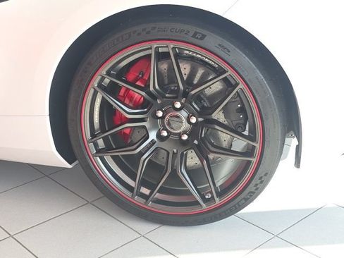 Used 2023 Chevrolet Corvette Z06 w/ Z07 Performance Package RWD image 11