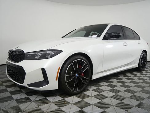 Used 2026 BMW M340i xDrive w/ Premium Package image 8