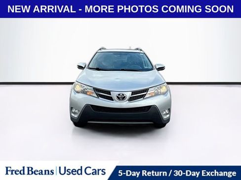 Used 2015 Toyota RAV4 Limited image 2