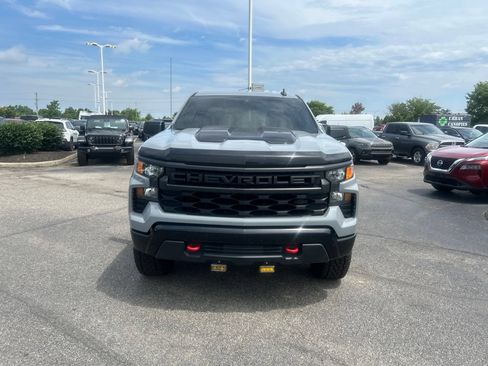 Used 2024 Chevrolet Silverado 1500 Custom Trail Boss w/ LPO, Dark Essentials Package AWD/4WD image 8