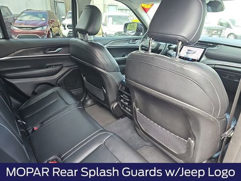 Used 2023 Jeep Grand Cherokee Limited w/ Trailer Tow Prep Group (B) image 13