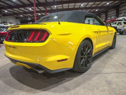 Used 2016 Ford Mustang GT Premium w/ Equipment Group 401A RWD image 26