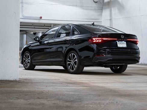 New 2026 Volkswagen Jetta Sport image 5