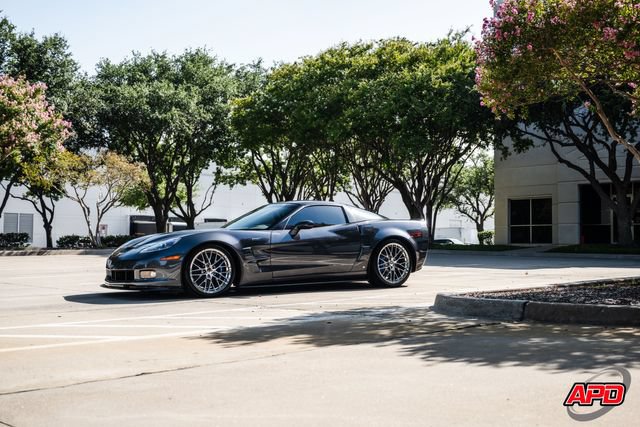 Used 2009 Chevrolet Corvette ZR1 w/ Preferred Equipment Group RWD image 46