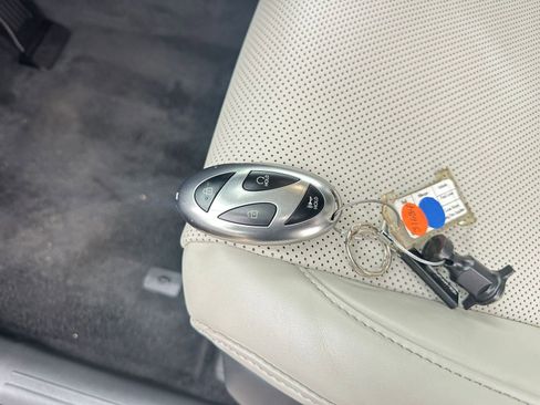 Used 2025 Hyundai Santa Fe SEL image 24