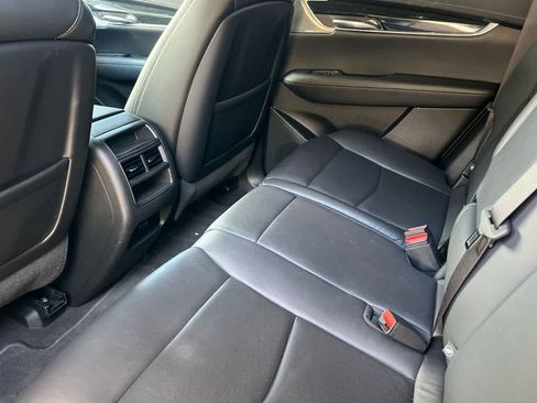 Used 2020 Cadillac XT5 Premium Luxury AWD/4WD image 5
