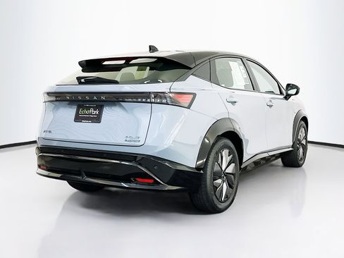 Used 2023 Nissan Ariya AWD image 9
