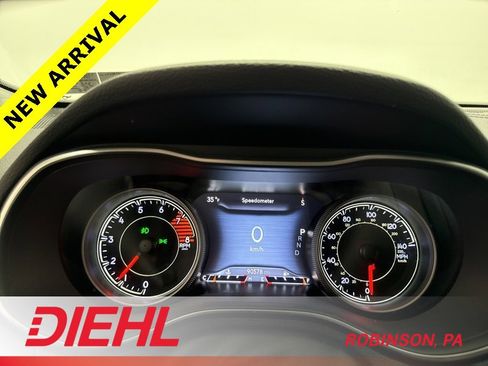 Used 2019 Jeep Cherokee Limited image 27