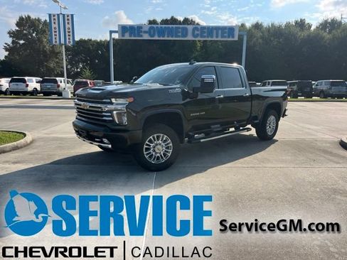 Used 2022 Chevrolet Silverado 2500 High Country w/ Safety Package II AWD/4WD image 1