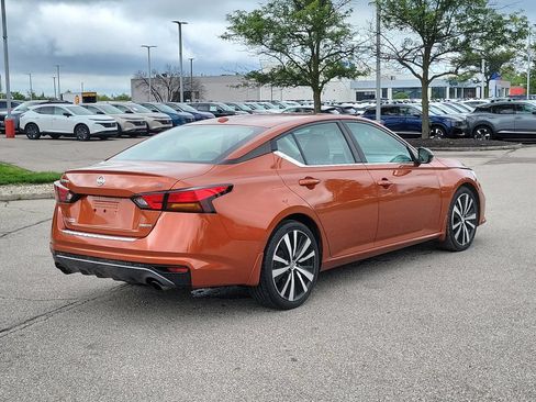 Used 2021 Nissan Altima 2.0 SR FWD image 3