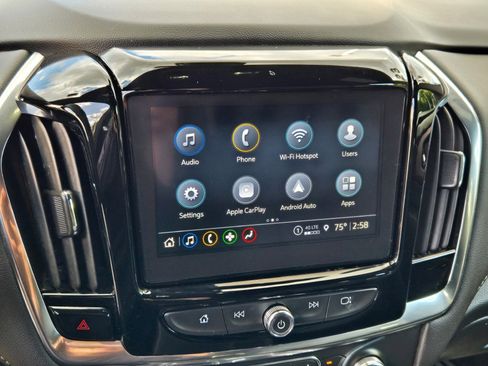 Used 2023 Chevrolet Traverse LT image 26