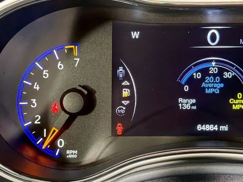 Used 2021 Jeep Grand Cherokee Summit AWD/4WD image 13