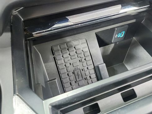 Used 2024 Ford F250 Lariat w/ Sport Appearance Package image 32