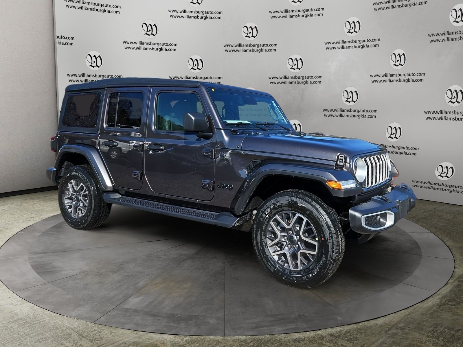 New 2026 Jeep Wrangler Unlimited Sahara AWD/4WD image 7