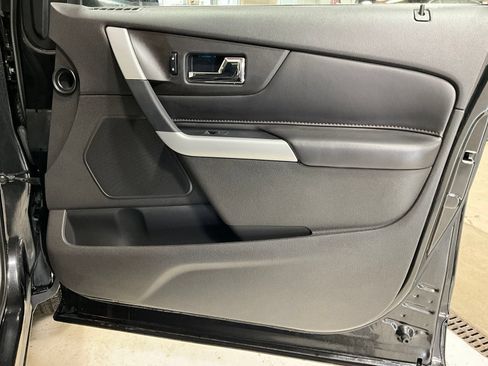 Used 2014 Ford Edge Limited w/ Equipment Group 301A AWD/4WD image 23