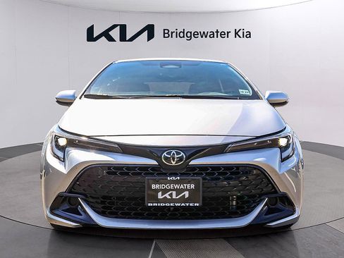 Used 2024 Toyota Corolla SE FWD image 2