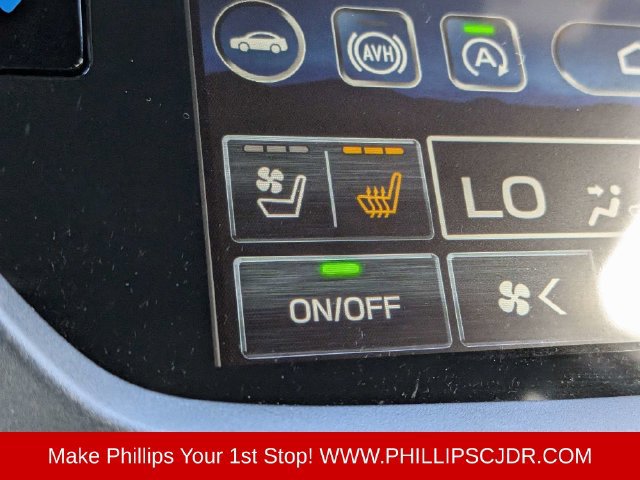 Used 2025 Subaru Forester Touring w/ Popular Package - Touring AWD/4WD image 22