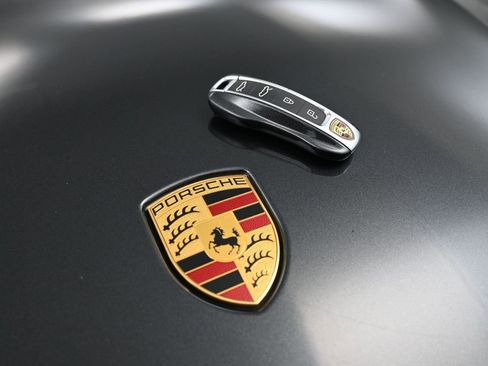 Certified 2023 Porsche Taycan 4S image 13