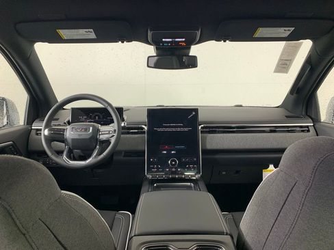 New 2026 GMC Sierra EV Elevation image 24