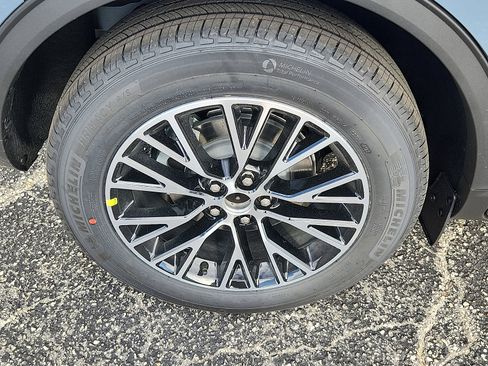 New 2026 Ford Escape PHEV image 5