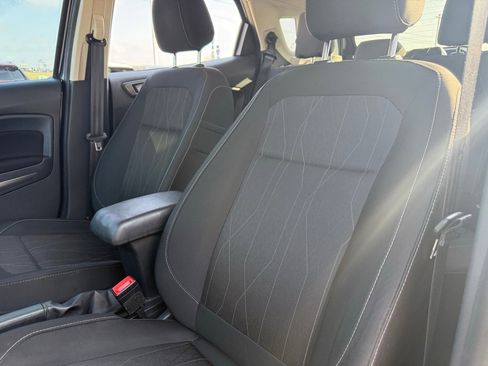 Used 2020 Ford EcoSport SE w/ SE Convenience Package image 11