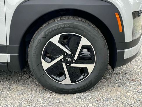 New 2026 Hyundai Ioniq 9 SE AWD/4WD image 6