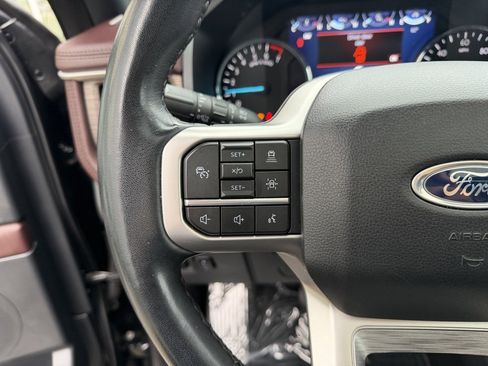 Used 2024 Ford Expedition Max Limited image 18