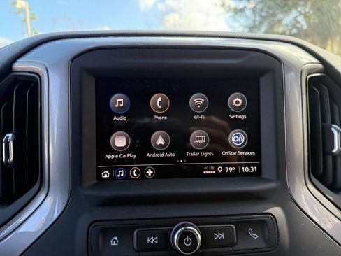 Used 2023 Chevrolet Silverado 1500 Custom image 18