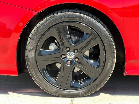 Used 2021 Toyota Prius FWD image 26