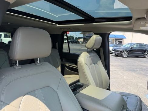 Used 2021 Ford Expedition Max Limited AWD/4WD image 44