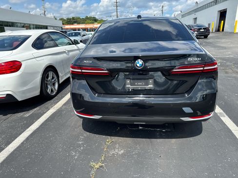 Used 2024 BMW 530i xDrive w/ Premium Package AWD/4WD image 6