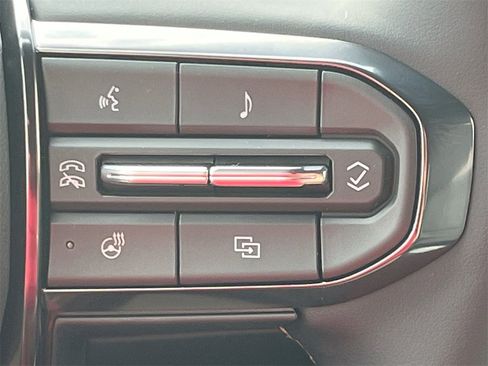 New 2026 GMC Acadia AT4 w/ Super Cruise Package image 29