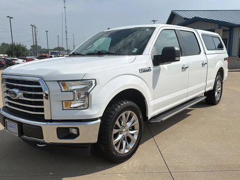 Used 2017 Ford F150 XLT w/ Equipment Group 302A Luxury AWD/4WD image 3