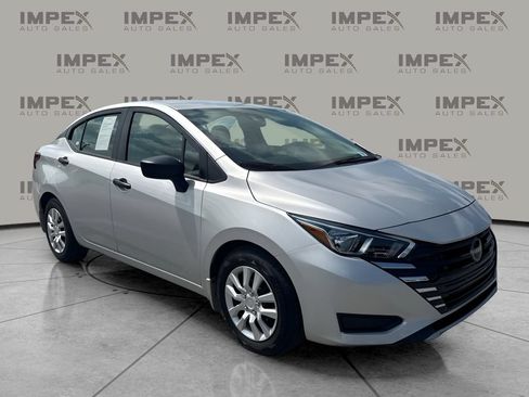 Used 2024 Nissan Versa S w/ Trunk Package FWD image 7