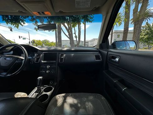 Used 2018 Ford Flex SEL w/ Equipment Group 202A FWD image 14