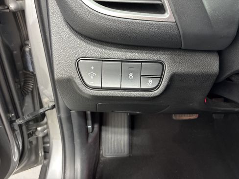 Certified 2024 Kia Seltos EX AWD/4WD image 17