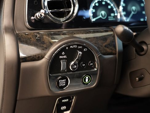 Certified 2022 Rolls-Royce Ghost image 17