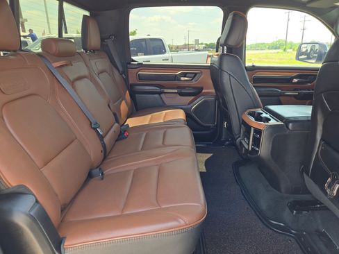 Used 2022 RAM 1500 Limited w/ Body Color Bumper Group AWD/4WD image 24
