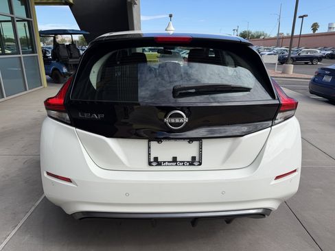 Used 2025 Nissan Leaf S FWD image 13