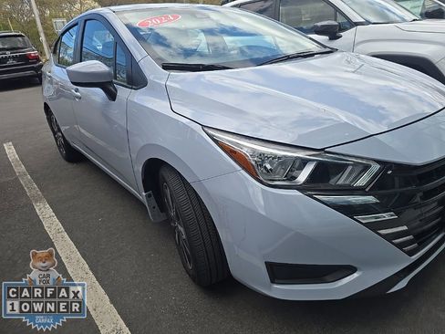 Used 2024 Nissan Versa SV w/ Trunk Package image 3