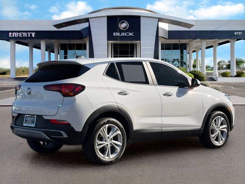 Used 2023 Buick Encore GX Preferred w/ Cold Weather Comfort Package FWD image 4