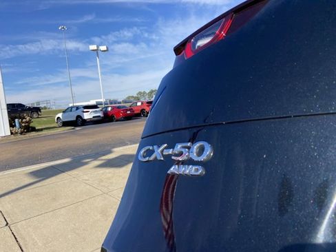 Used 2024 MAZDA CX-50 AWD 2.5 S w/ Preferred Package image 52