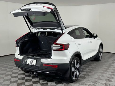 Certified 2023 Volvo C40 P8 Recharge Ultimate w/ Protection Package Premier AWD/4WD image 9